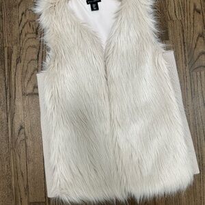 Willi Smith Blush Faux Fur Vest
